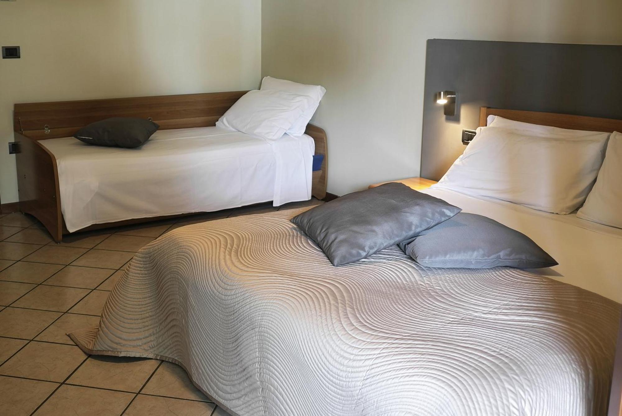 Relais Bb Pacengo Bed & Breakfast Lazise Phòng bức ảnh